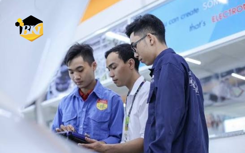 Chương trình đào tạo Trung cấp ngành Công nghệ ô tô 8 Mục tiêu đào tạo công nghệ ô tô của trường