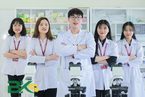 Trường Trung công nghệ Bách Khoa có 2 hình thức đào tạo, cụ thể như sau: