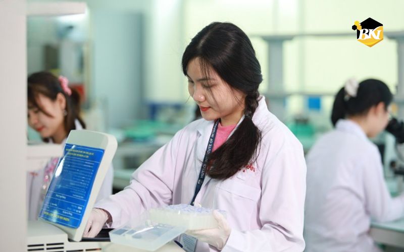 Có nên học Trung Cấp Dược online
