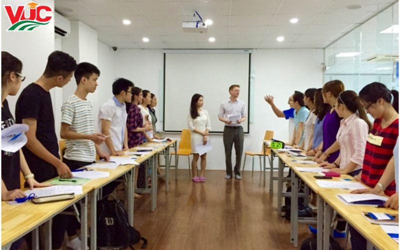 Mục tiêu đào tạo trong Khóa Học Trung cấp Ngành Tiếng Đức Chính Quy