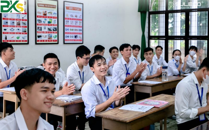 Thông tin xét tuyển Khóa học Tiếng Nhật trình độ Trung cấp tại BKS