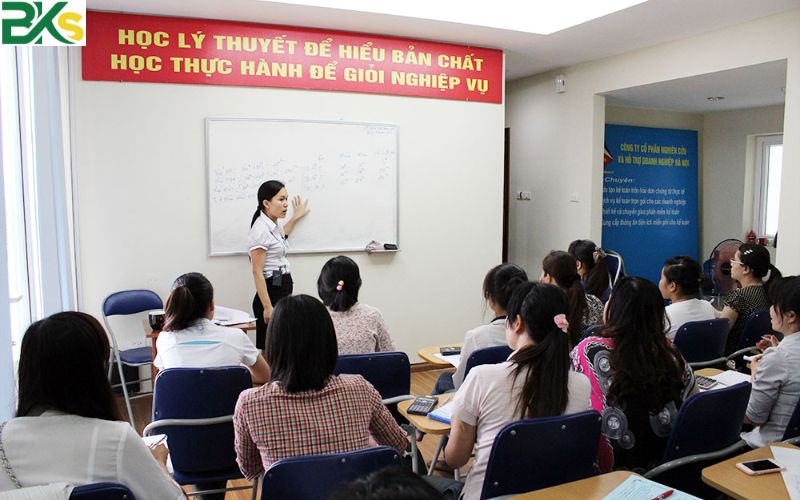 Thông tin xét tuyển ngành học Kế toán doanh nghiệp tại BKS