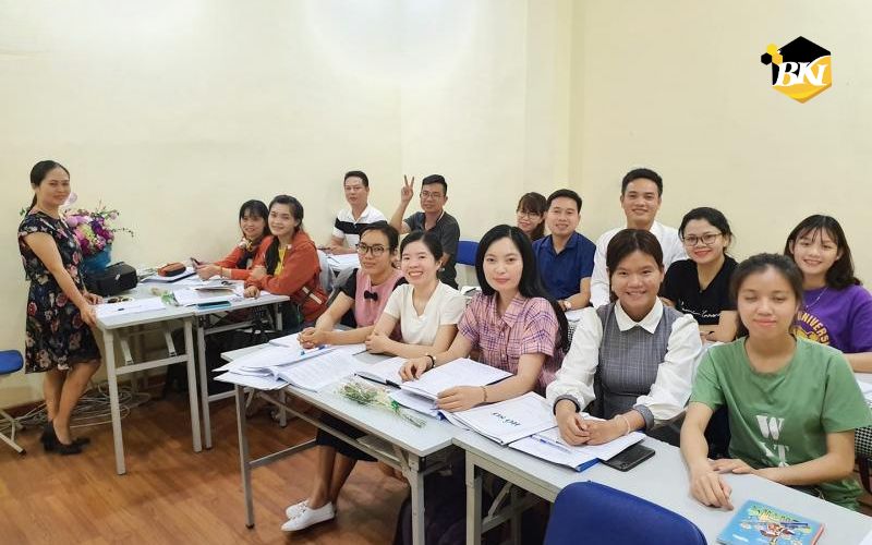 Ngành Học Văn thư hành chính có phù hợp với nữ không? 5 Ngành Văn Thư Hành Chính Có Phải Lựa Chọn Lý Tưởng Cho Phái Nữ?