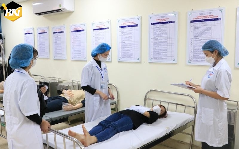 Cơ hội việc làm Cao đẳng Điều dưỡng sau khi ra trường? 5 Giới thiệu chung về Cao đẳng Điều dưỡng