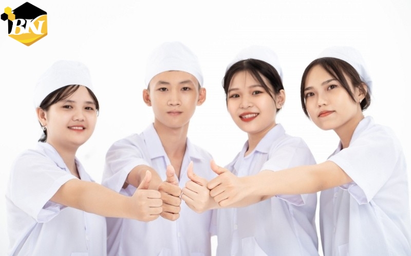 Khóa học Cao đẳng Y Sĩ Đa Khoa uy tín - chi phí rẻ - mới nhất 2025? 5 Giới thiệu về ngành Cao đẳng Y Sĩ Đa Khoa