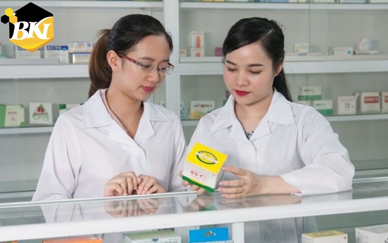 Có nên học Cao đẳng Dược tại trường BKI không? 6 Lý do nên học cao đẳng Dược tại trường BKI?