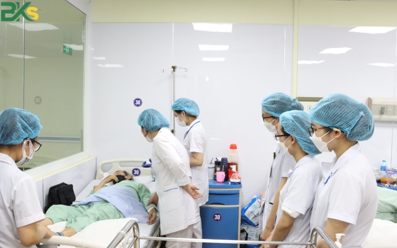 Đăng ký học cao đẳng Y sĩ đa khoa tại trường Bks
