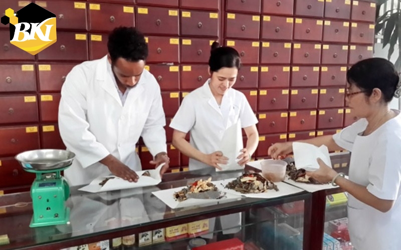 Đăng ký học liên thông cao đẳng Y học Cổ truyền cập nhập mới nhất 6 Học liên thông Cao đẳng y học Cổ truyền ở đâu tại TP.HCM uy tín?