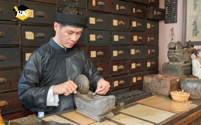 Khóa học Trung cấp Y học cổ truyền uy tín, giá rẻ tại TP.HCM? 7 Nên học trung cấp Y học cổ truyền uy tín ở đâu tại TP.HCM?