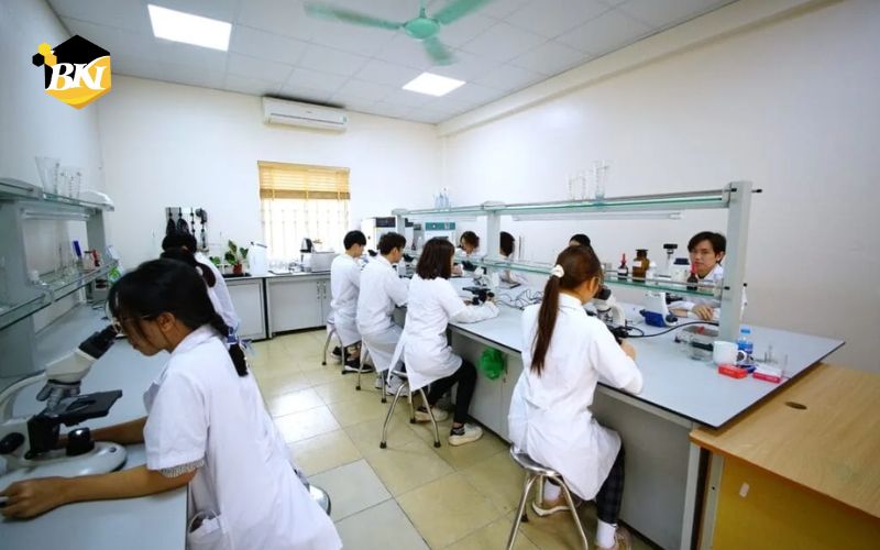 Điều kiện học Văn bằng 2 Trung cấp Y học cổ truyền 6 Những ai phù hợp với Văn bằng 2 Trung cấp y học cổ truyền
