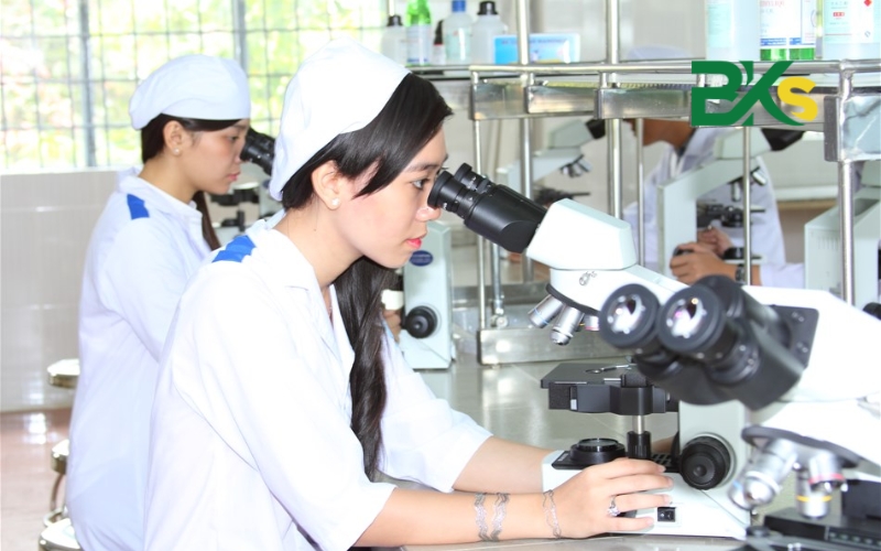 Tuyển sinh Trung cấp Dược từ xa mới nhất 6 Ai phù hợp với Trung cấp Dược từ xa