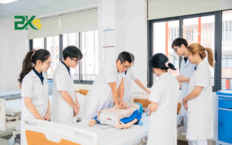 Chương trình đào tạo Trung cấp Điều dưỡng 2025 6 Mục tiêu đào tạo Trung cấp điều dưỡng
