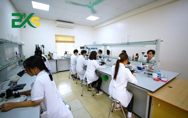 Điều kiện học Văn bằng 2 Trung cấp Y học cổ truyền 6 Những ai phù hợp với Văn bằng 2 Trung cấp y học cổ truyền