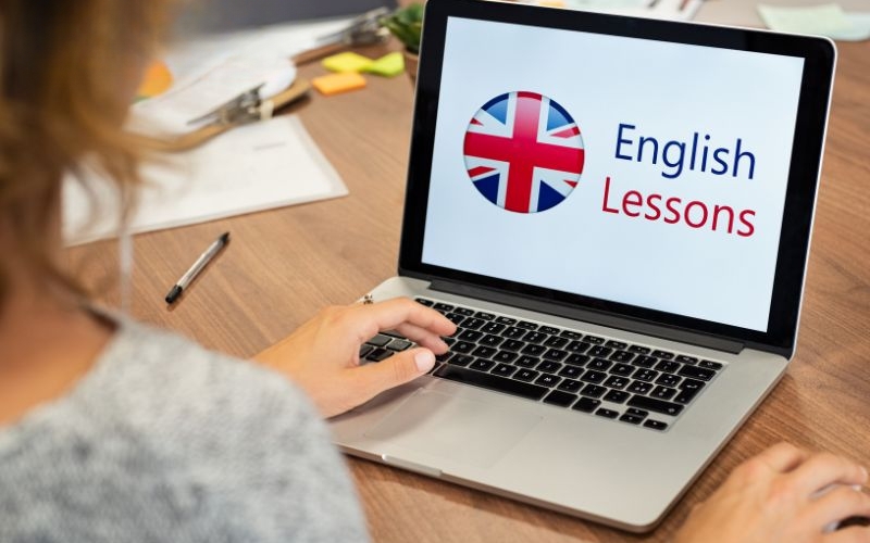 Mục tiêu đào tạo Trung cấp Tiếng Anh