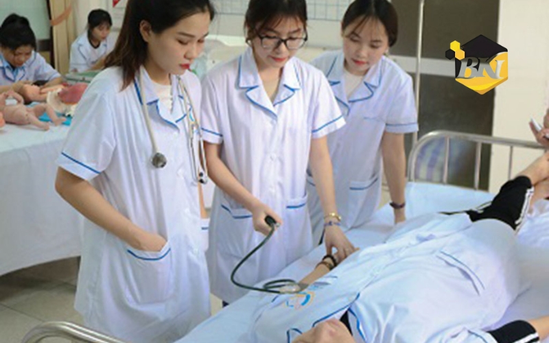 Lý do nên liên thông cao đẳng Y sĩ đa khoa