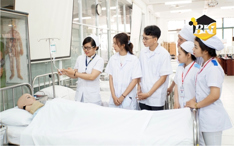 Tuyển sinh Cao đẳng Điều dưỡng từ xa mới nhất 7 Thông tin tuyển sinh Cao đẳng Điều dưỡng từ xa