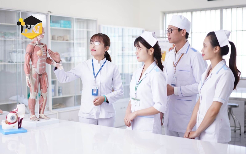 Hướng dẫn chọn trường Cao đẳng Điều dưỡng chất lượng tại TpHCM 7 Thông tin tuyển sinh Cao đẳng Điều dưỡng tại Trung cấp BKI
