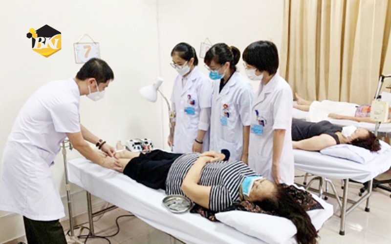 Tìm hiểu về Trung cấp Y học cổ truyền trực tuyến