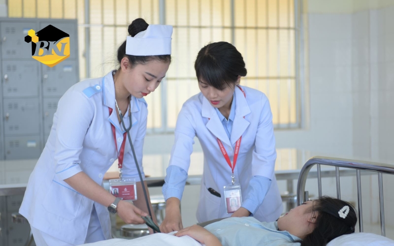 Đào tạo Trung cấp Điều dưỡng cấp tốc - Ra làm việc ngay 6 Cam Kết Bằng Chính Quy và Kỹ Năng Thực Tế chất lượng