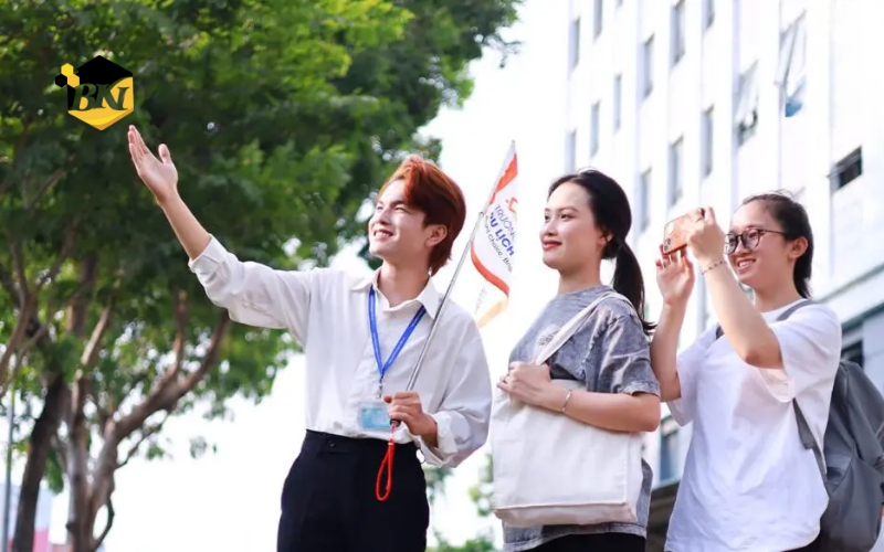 Thông tin tuyển sinh Trung cấp Hướng dẫn du lịch