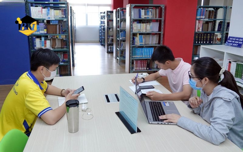 Tìm hiểu Thư viện Thiết bị trường học 