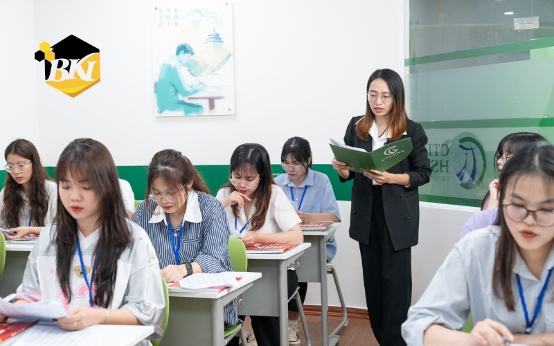 Trung cấp Tiếng Trung hệ vừa học vừa làm