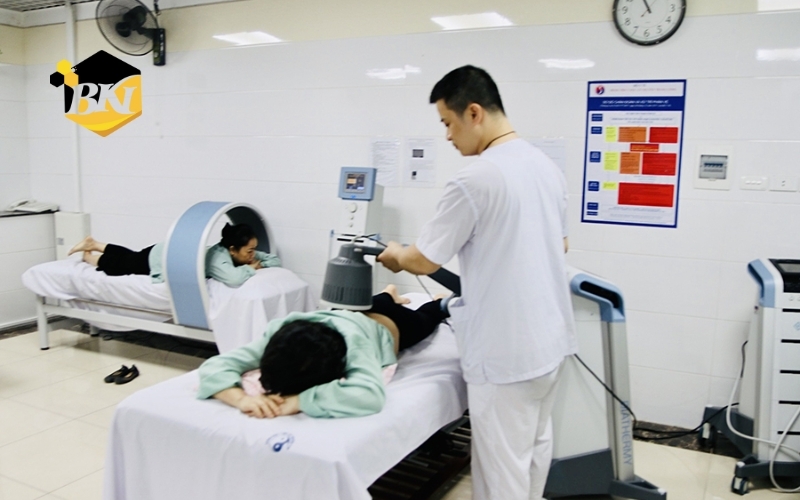 Học Y sĩ Y học cổ truyền liên thông bác sĩ như thế nào khi lịch công tác tại viện dày đặc?