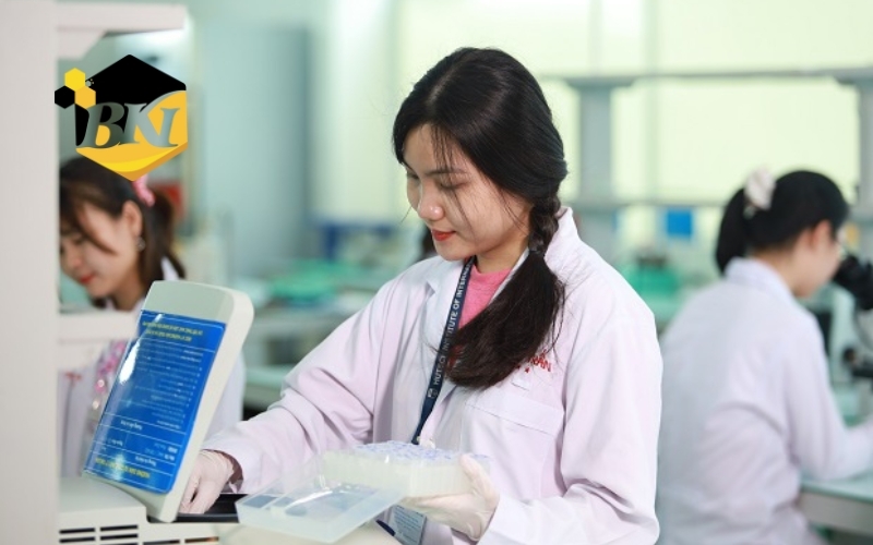 Giá trị pháp lý và cơ hội nghề nghiệp sau khi liên thông ngành Dược sĩ