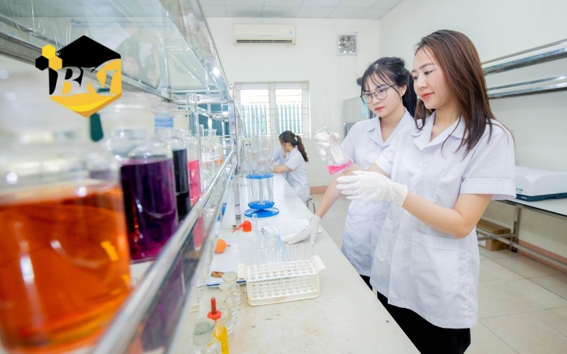 Những yếu tố ảnh hưởng trực tiếp đến thời gian học liên thông ngành Dược sĩ