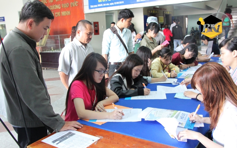 Trường Cao đẳng học buổi tối cho người đang đi làm 4 Lịch học tại trường cao đẳng học buổi tối linh hoạt