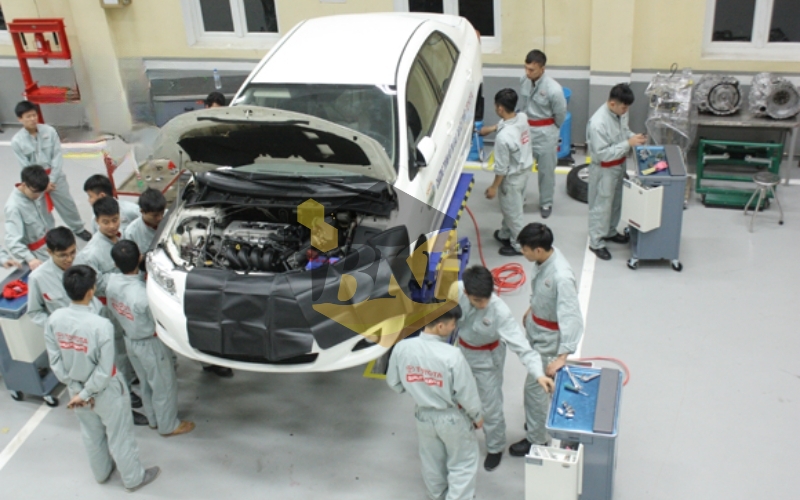 Thông tin tuyển sinh lớp Trung cấp ngành Công nghệ ô tô tại BKI